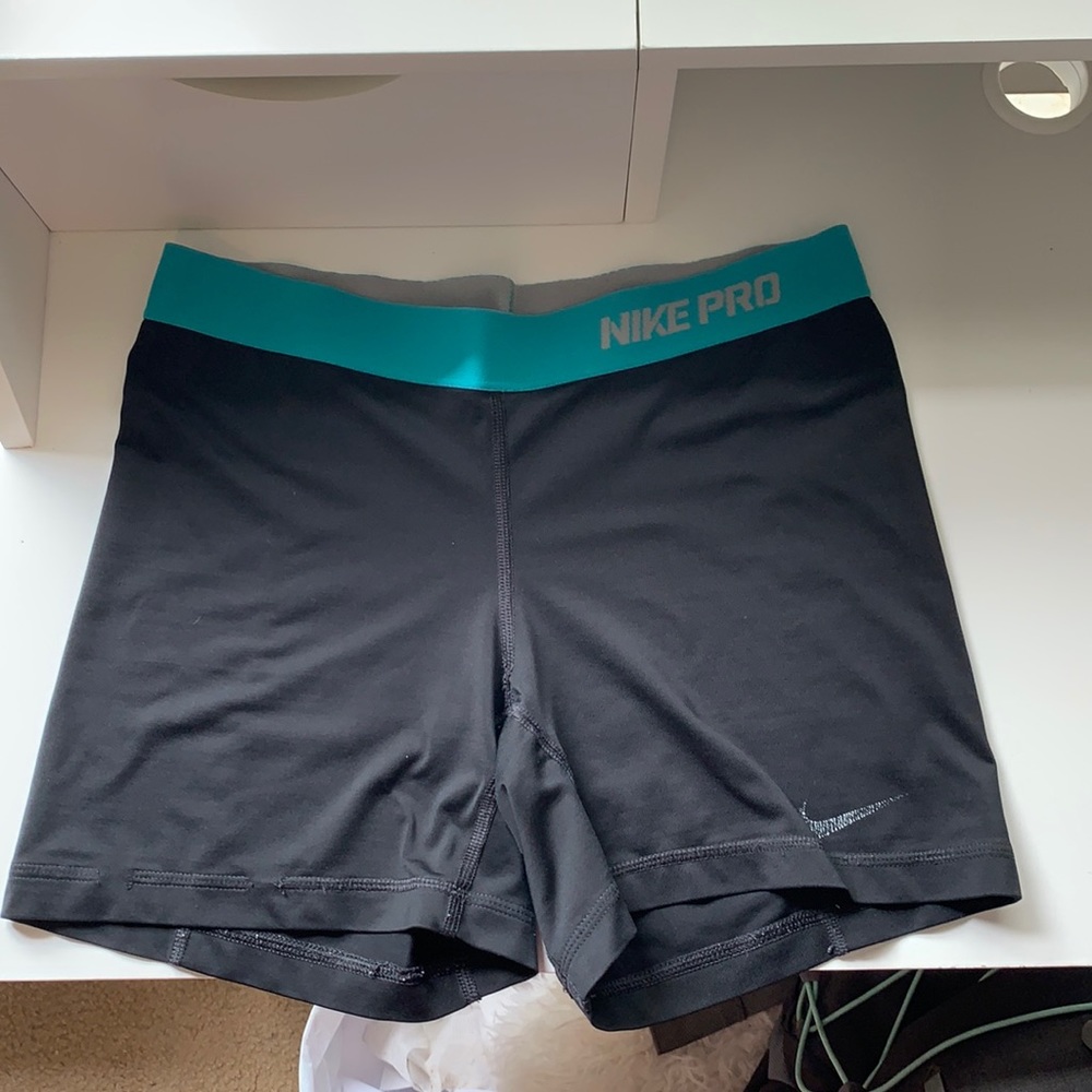 Nike pro spandex